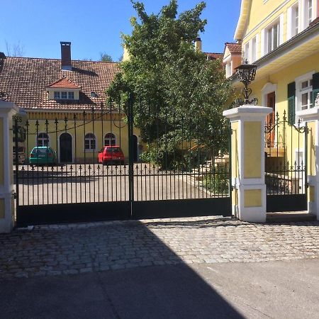 Ferienwohnung Im Gruenen Auf Idyllisch Gelegenen Gutshof Und Doch So Zentral Waldshut-Tiengen Exteriér fotografie