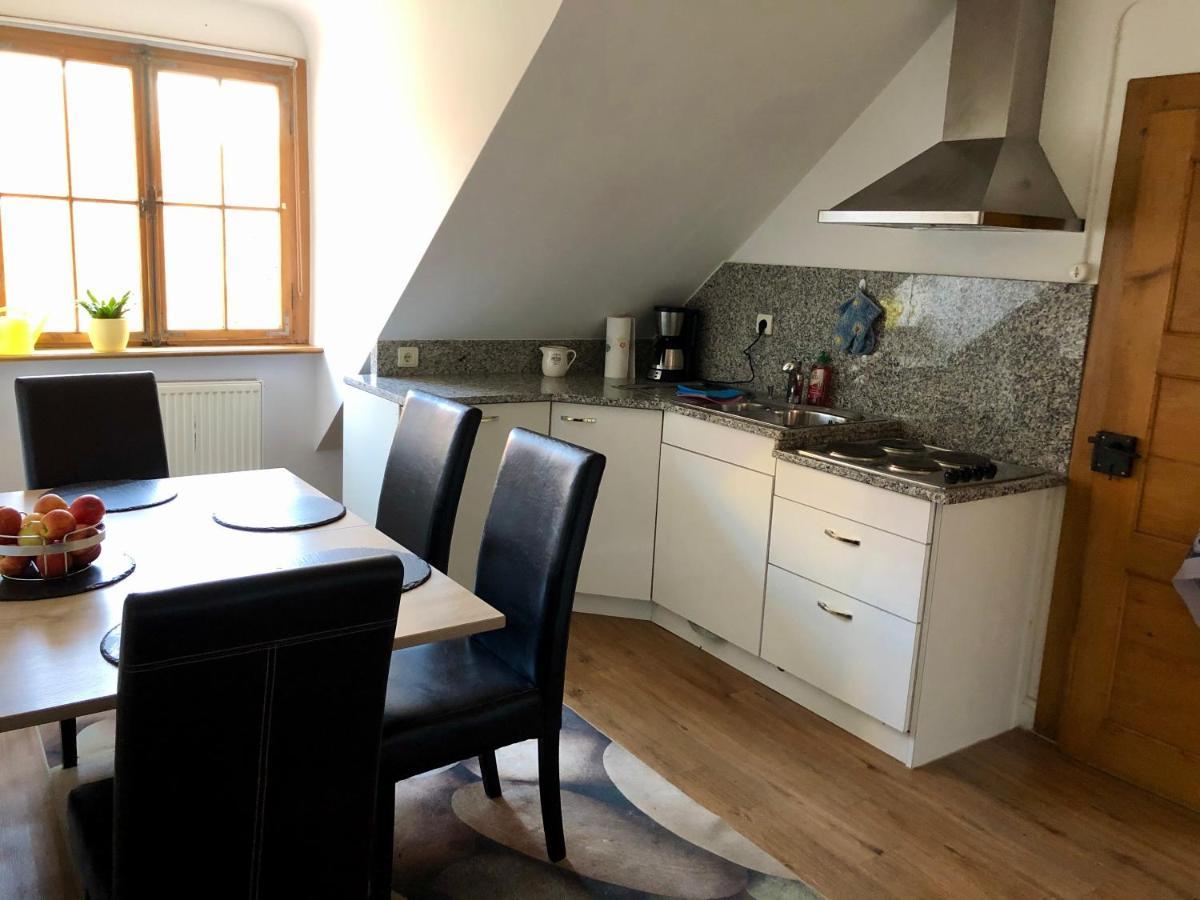 Ferienwohnung Im Gruenen Auf Idyllisch Gelegenen Gutshof Und Doch So Zentral Waldshut-Tiengen Exteriér fotografie